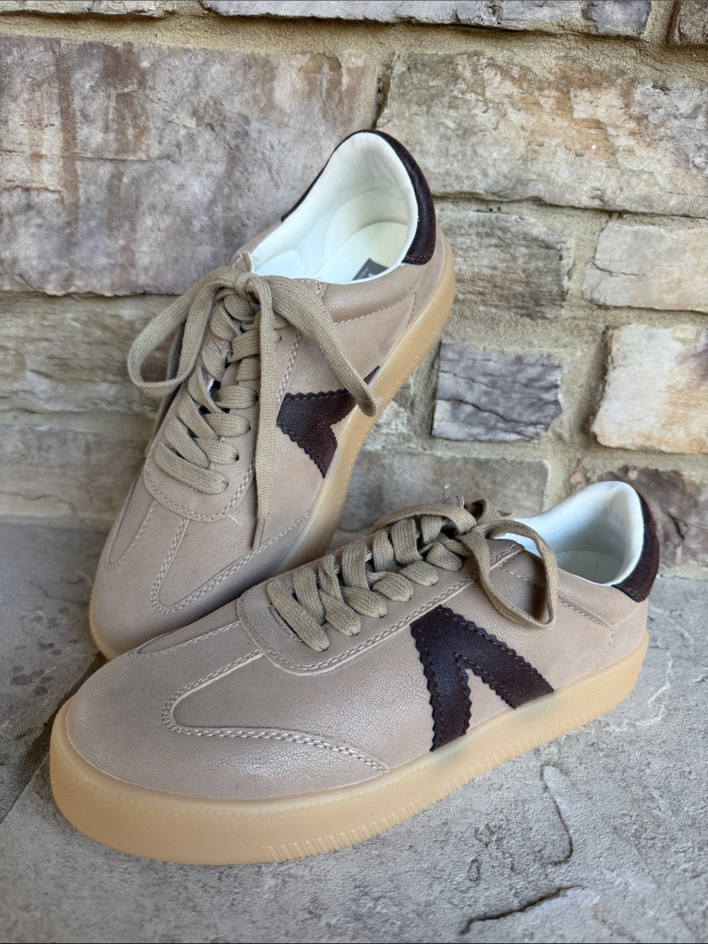 Ladies Mia Brand Casual Lace-Up Sneakers in Beige with Dark Brown Accent